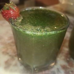 A picture of Strawberry and mint drink.