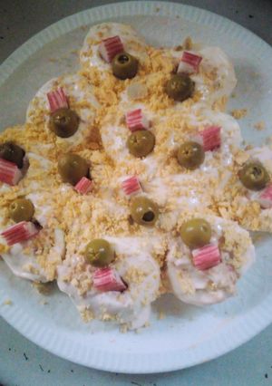 Una foto de Huevos rellenos con surimi