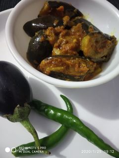 मसाला बैंगन (Masala Baingan recipe in Hindi) रेसिपी मुख्य फोटो