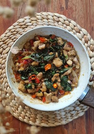 Foto resep Thai Chicken Basil (Pad Kra Pao)