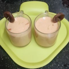 A picture of Hot Anjeer Milk.