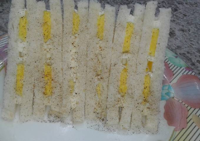 Egg mayo sandwiches Recipe