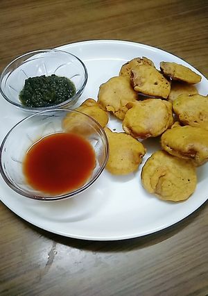 A picture of Lauki ke pakode (Crispy bottle gourd fritters).
