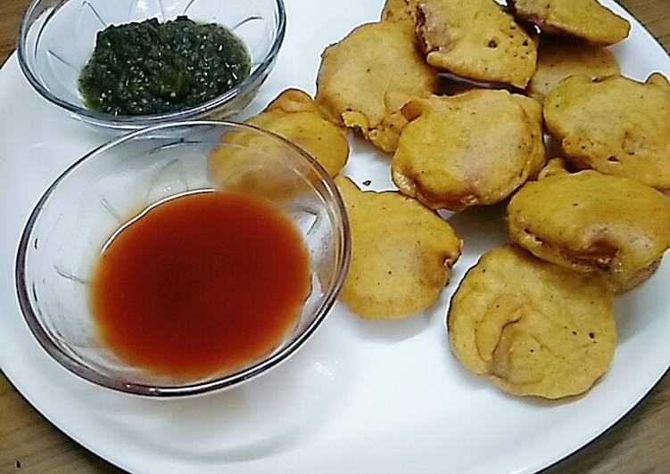 Lauki ke pakode (Crispy bottle gourd fritters)