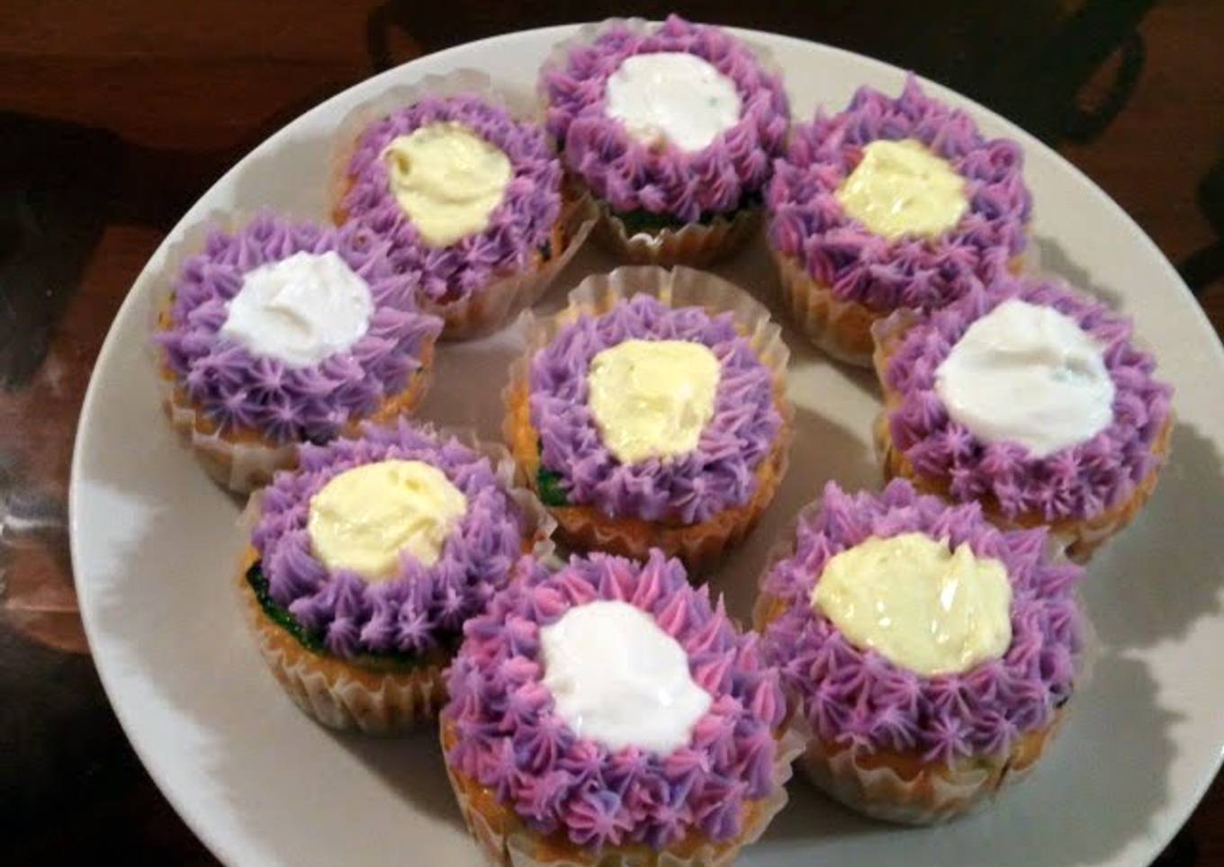 Sean's-Graham cracker crust cupcake delights