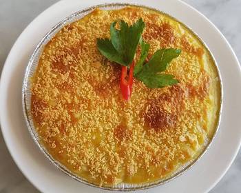 Popular Cuisine Baked Chicken Pie With Potato Cover Pastel Tutup Delicious Perfect