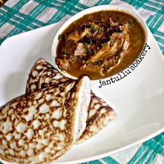 A picture of Sinasir (Rice pancake).