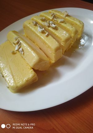 A picture of Homemade mango ice cream.