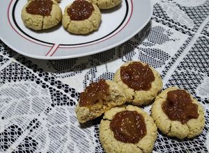 Una foto de Pepas veganas saludables -con dulce de higos- :)