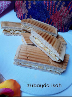 A picture of Egg sandwich.