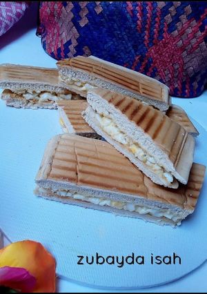 A picture of Egg sandwich.