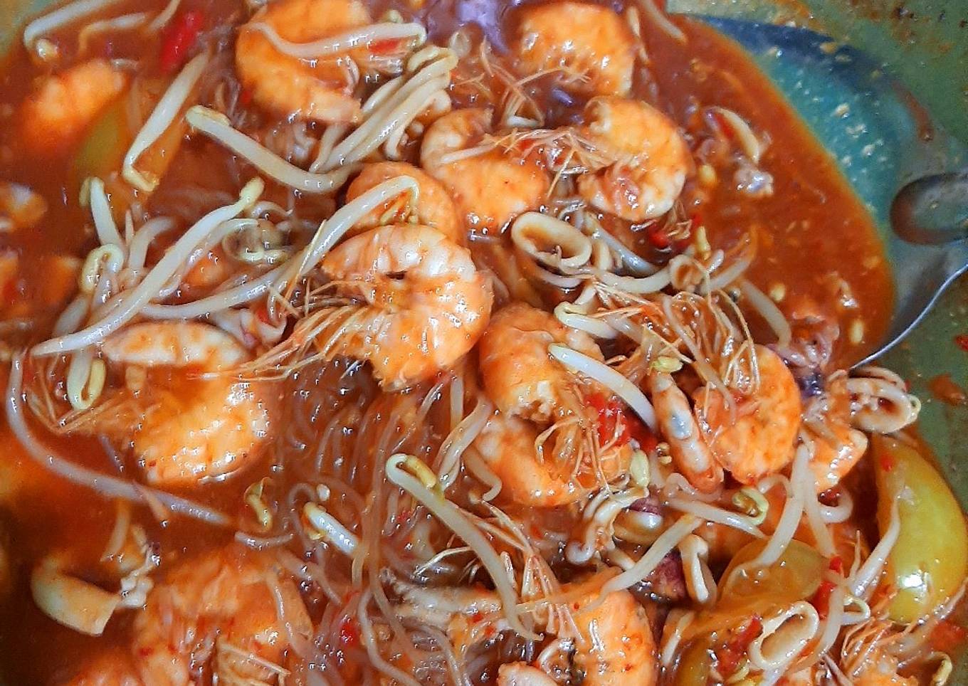 Udang cumi Soas asam manis