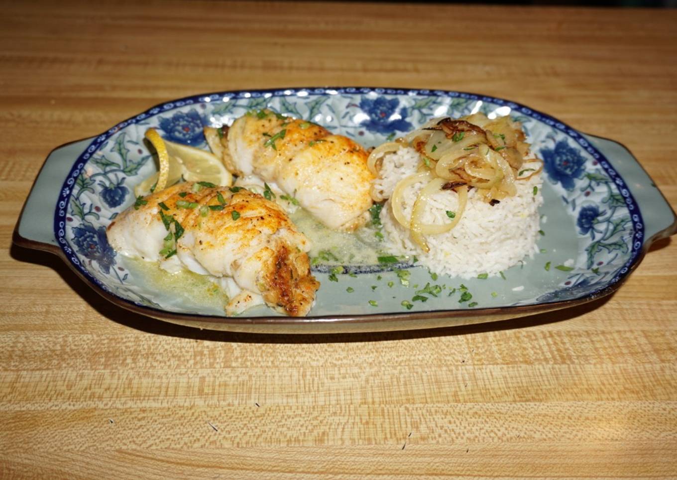 FLOUNDER FILET STUFFED WITH CRAB MEAT. JON STYLE