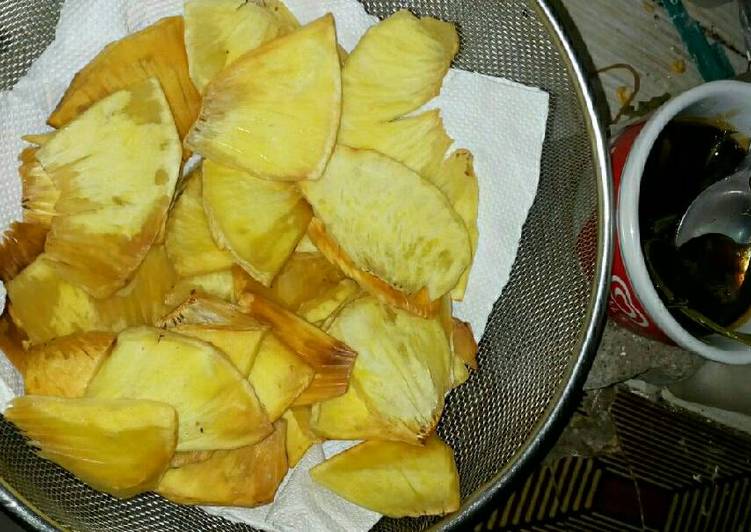 Cara Bikin Goreng sukun saos caramel Yang Enak