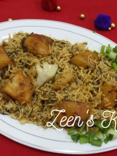 A picture of Paalak Aloo Pulao.