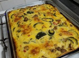 Una foto de TARTA DE ZAPALLITOS Y CHAMPIÑONES Súper LIGTH (súper fácil)