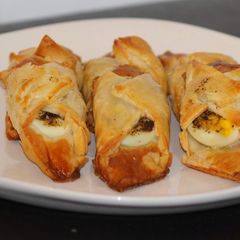 A picture of Egg Puff.