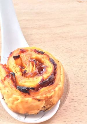A picture of Onion Sambal Puff Pastry Pinwheels.