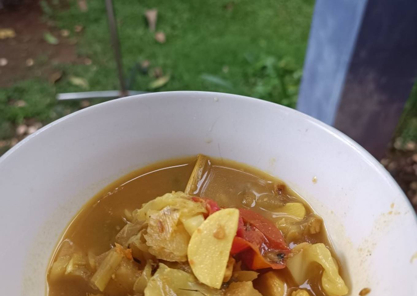 5 a. Tongseng Ayam dan Kikil Sapi