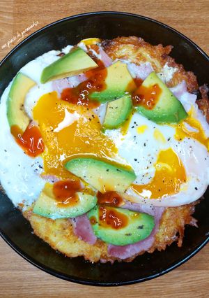 Une photo de Rosti avocat jambon œuf