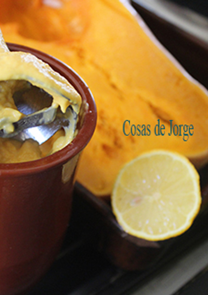 Una foto de Mayonesa de calabaza al limón