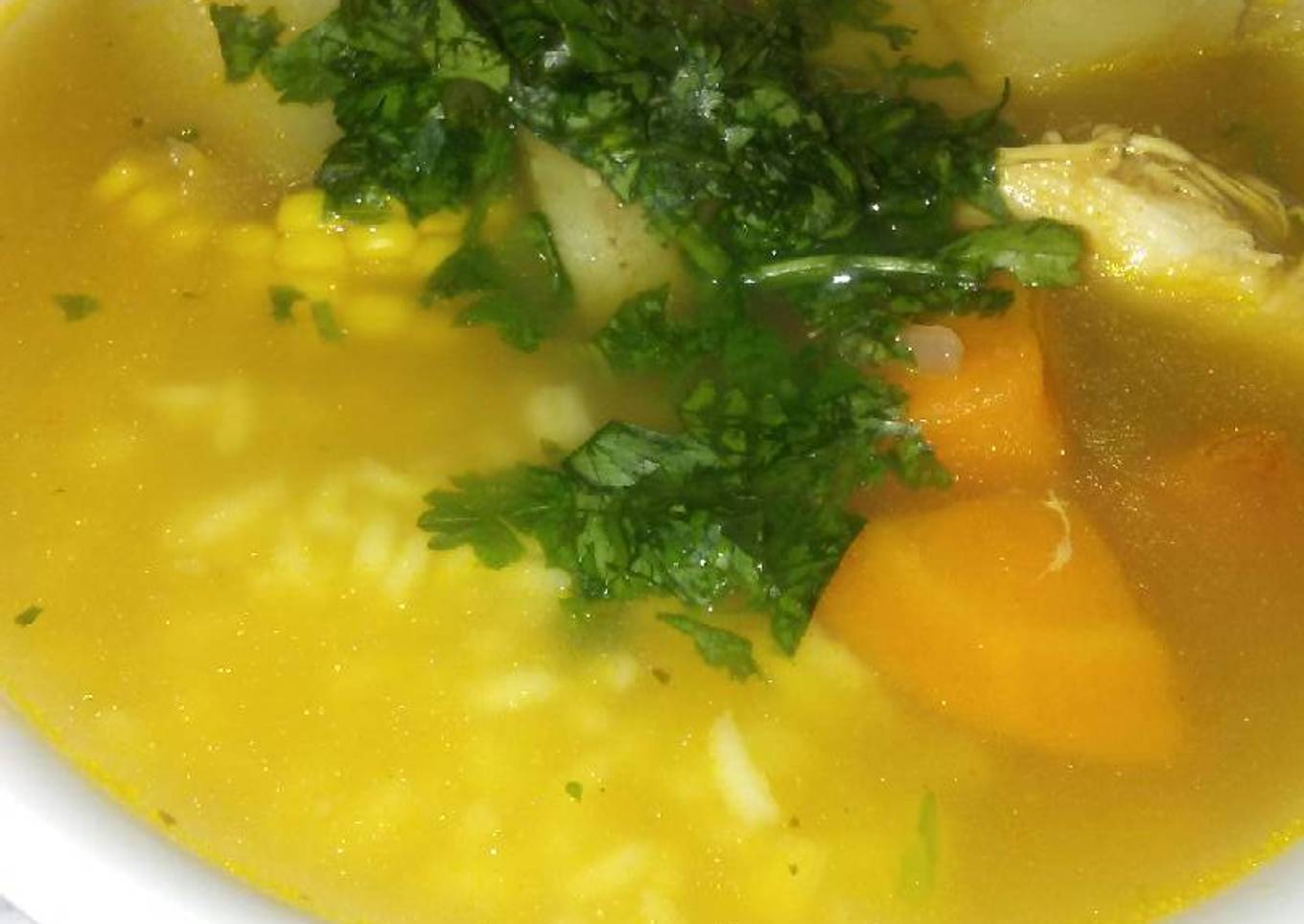 Sopa de pollo