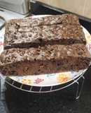 Budín de chocolate y cerezas sin azúcar y sin manteca