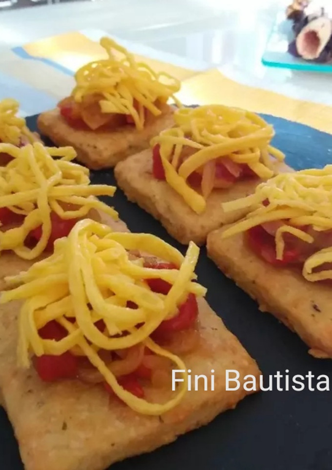 Una foto de Canapés de huevo hilado