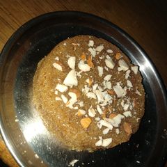 A picture of Suji halwa.