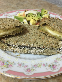 Una foto de Milanesas de berenjenas rellenas