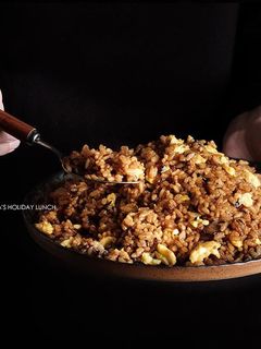 咖哩控看過來!簡單又濃郁的咖哩蛋炒飯 的食譜成品照片