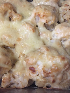 Una foto de Coliflor con bechamel al horno light 🌱