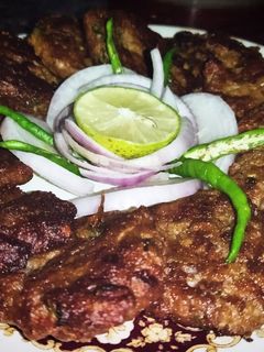 गलावटी कबाब (galawati kabab recipe in Hindi) रेसिपी मुख्य फोटो