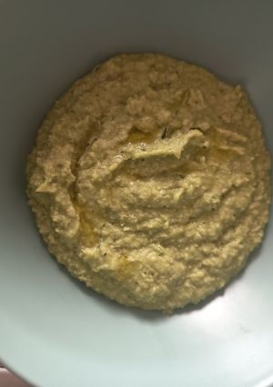Una foto de Hummus de Habas