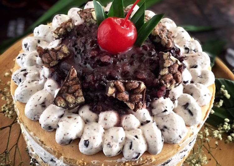 Pulut Hitam Cheesecake