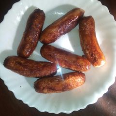 Chicken swallow fried sausage A picture of Chicken swallow fried sausage.