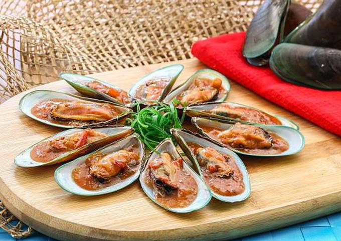 Resep Resep Kerang Hijau Bumbu Pedas Oleh Dapurkobe Cookpad