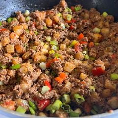 Skillet potatoes & ground beef A picture of Skillet potatoes & ground beef.
