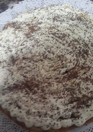 Una foto de Pastafrola de banana, dulce de leche y crema