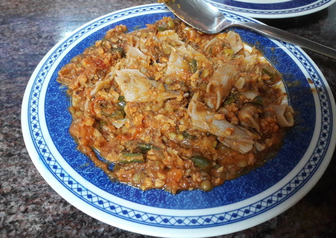 Macarrones a la boloñesa sin gluten veganos