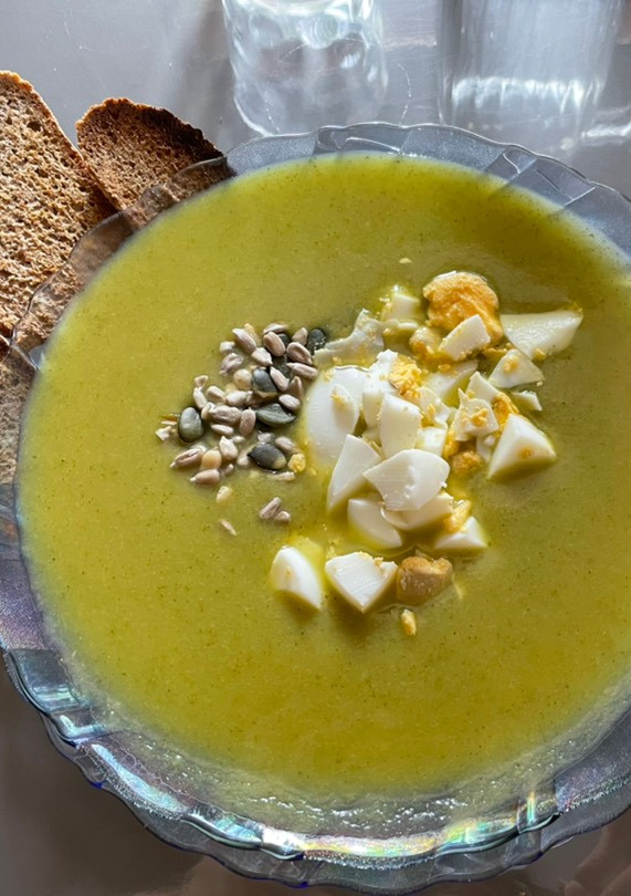Una foto de Crema de brócoli en Mambo