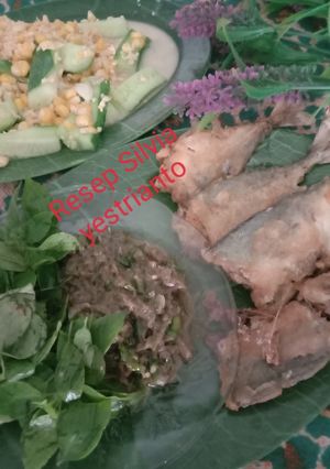 Foto resep Ikan asin tepung sambal korek