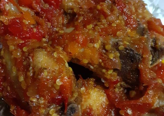 Resep Ayam Goreng Bumbu Extra Pedas Oleh Rosela Dhewi Cookpad