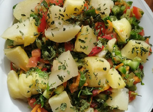 صورة لوصفة 🥔سلطه الخضار مع البطاطا المسلوقه🥔