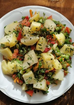 صورة لوصفة 🥔سلطه الخضار مع البطاطا المسلوقه🥔