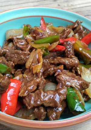 Foto resep Sapi lada hitam maknyusss