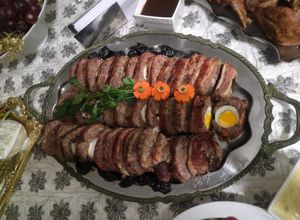 Una foto de Rollo de Carne de Res y Cerdo