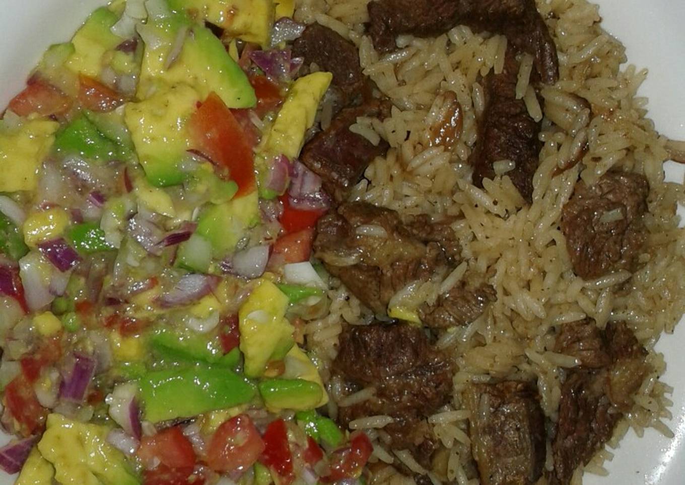 Beef pilau and guacamole