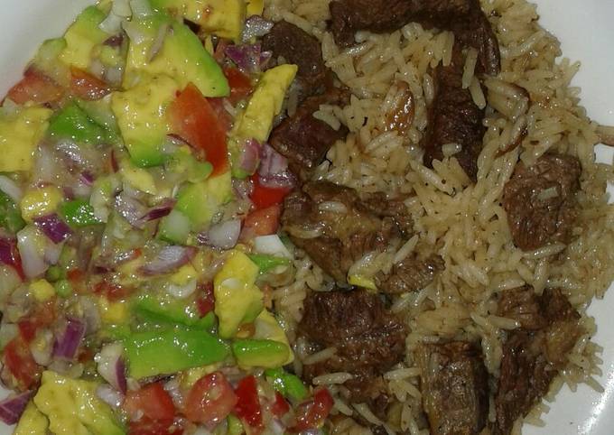 Beef pilau and guacamole