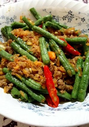 Foto resep Tumis kacang daging pedas